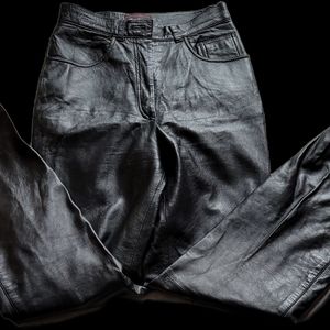 Bovine leather pants.  Size 10  100 percent lambskin.  Lined